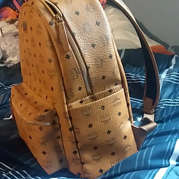 MCM BAG - Picture 3 of 7